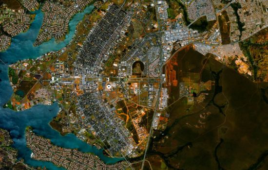 Imagens da Sua Cidade via Satélite