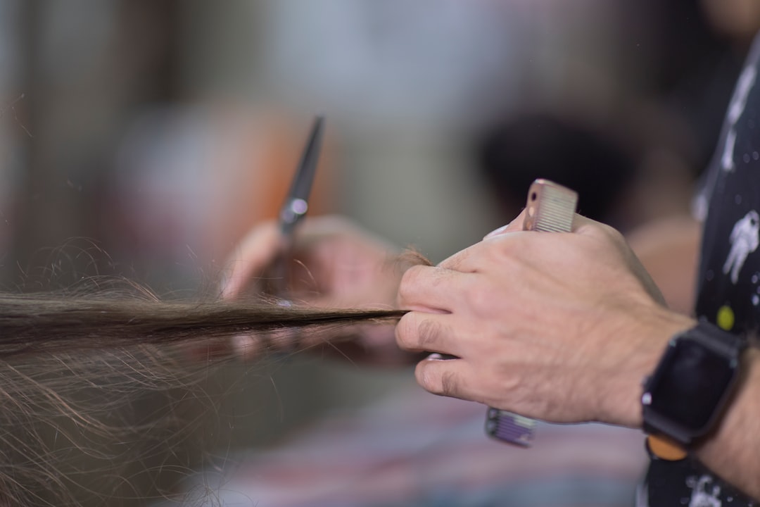 Aplicativo para Testar Corte e Cor de Cabelo
